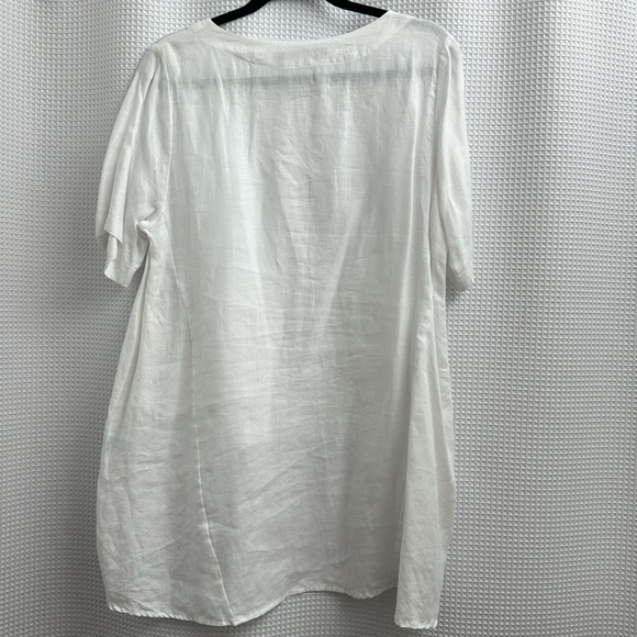 Top - Picture 3 of 3